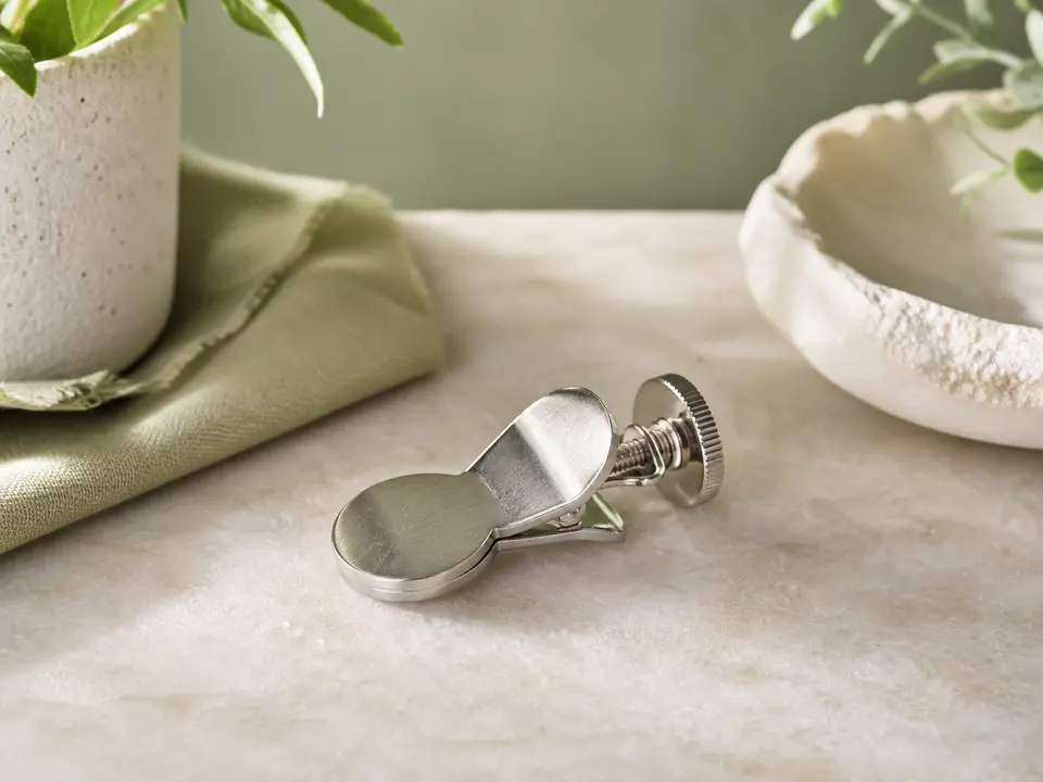 Small stainless steel companion-bird treat clip
